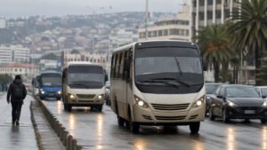 Micreros del Gran Valparaíso advierten posible paro por bono impago