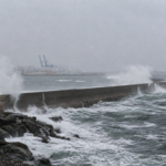 MOP y Armada preparan reparación de emergencia del Molo de Abrigo tras marejadas