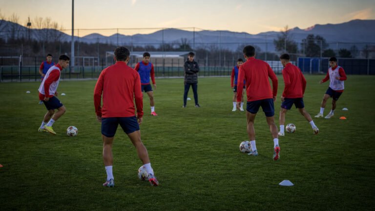 La Roja cita a tres Wanderers y suma talentos de Everton, La Calera y Limache