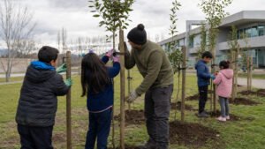 Escolares de Casablanca protegen árboles nativos en el Ecoparque