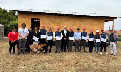 la cruz: estudiantes y municipio unen fuerzas en construcción de vivienda digna para adulta mayor