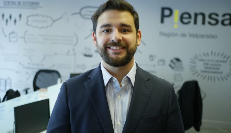 giro político en valparaíso: la derecha gana terreno en 2025