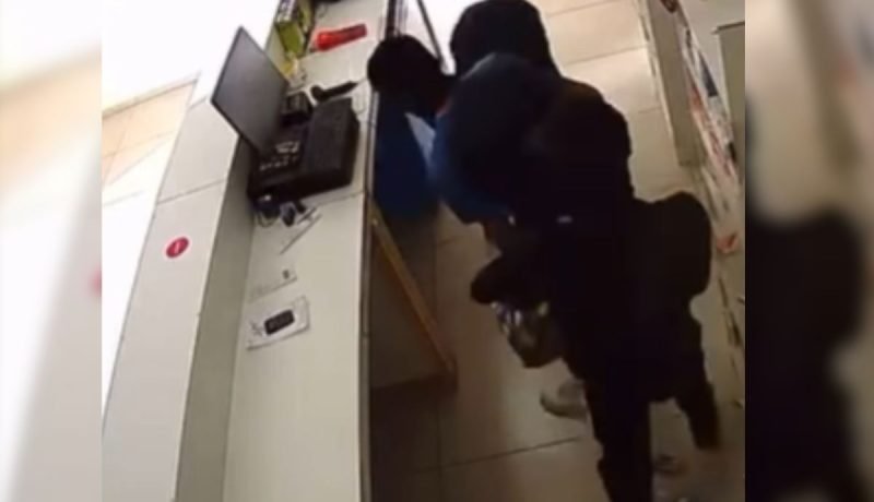 asalto a farmacia en quillota: roban medicamentos y dinero