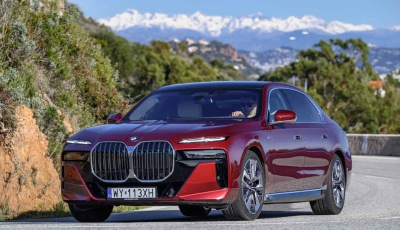 bmw serie 7 g70 facelift 2026 primeras imagenes espia revelan su evolucion