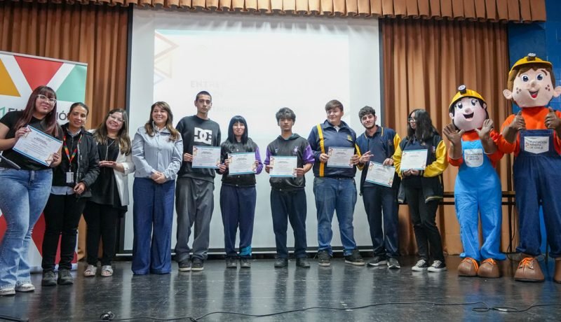 escolares de quintero y puchuncaví aprenden sobre el cobre y la minería chilena