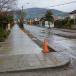 Aceras y soleras en una calle residencial de Casablanca