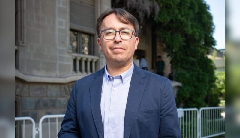 "profe solito" de cabildo, entre los mejores 50 docentes del mundo