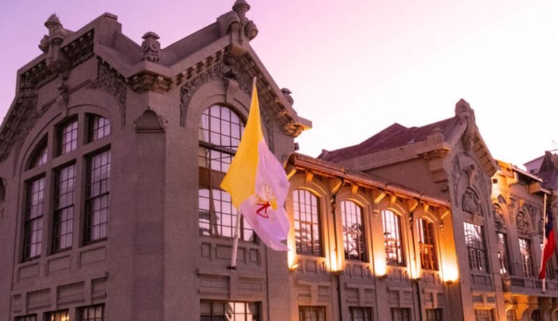 pucv entre las 5 mejores universidades chilenas en ranking latam