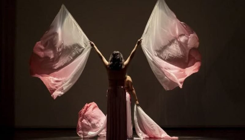 quillota: gala "encantos de oriente" celebra 15 años de danza Árabe