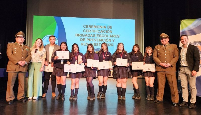 quillota: estudiantes refuerzan seguridad escolar con certificación de brigadistas