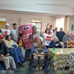 voluntarios de nogales y la calera: apoyo vital a adultos mayores de fundación las rosas