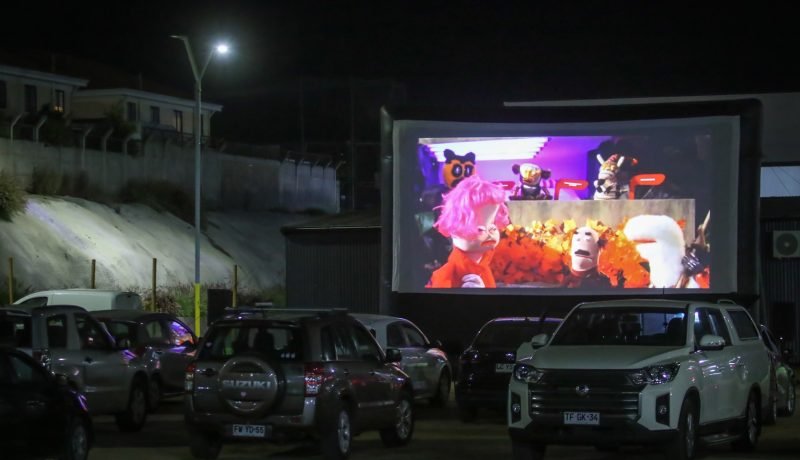 vive el autocine en quilpué: cine chileno gratis en noviembre