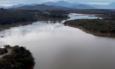 Vista aérea de un embalse de la Región de Valparaíso tras las lluvias de julio de 2026